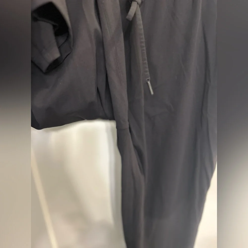 Lululemon On the Fly Pants in Black